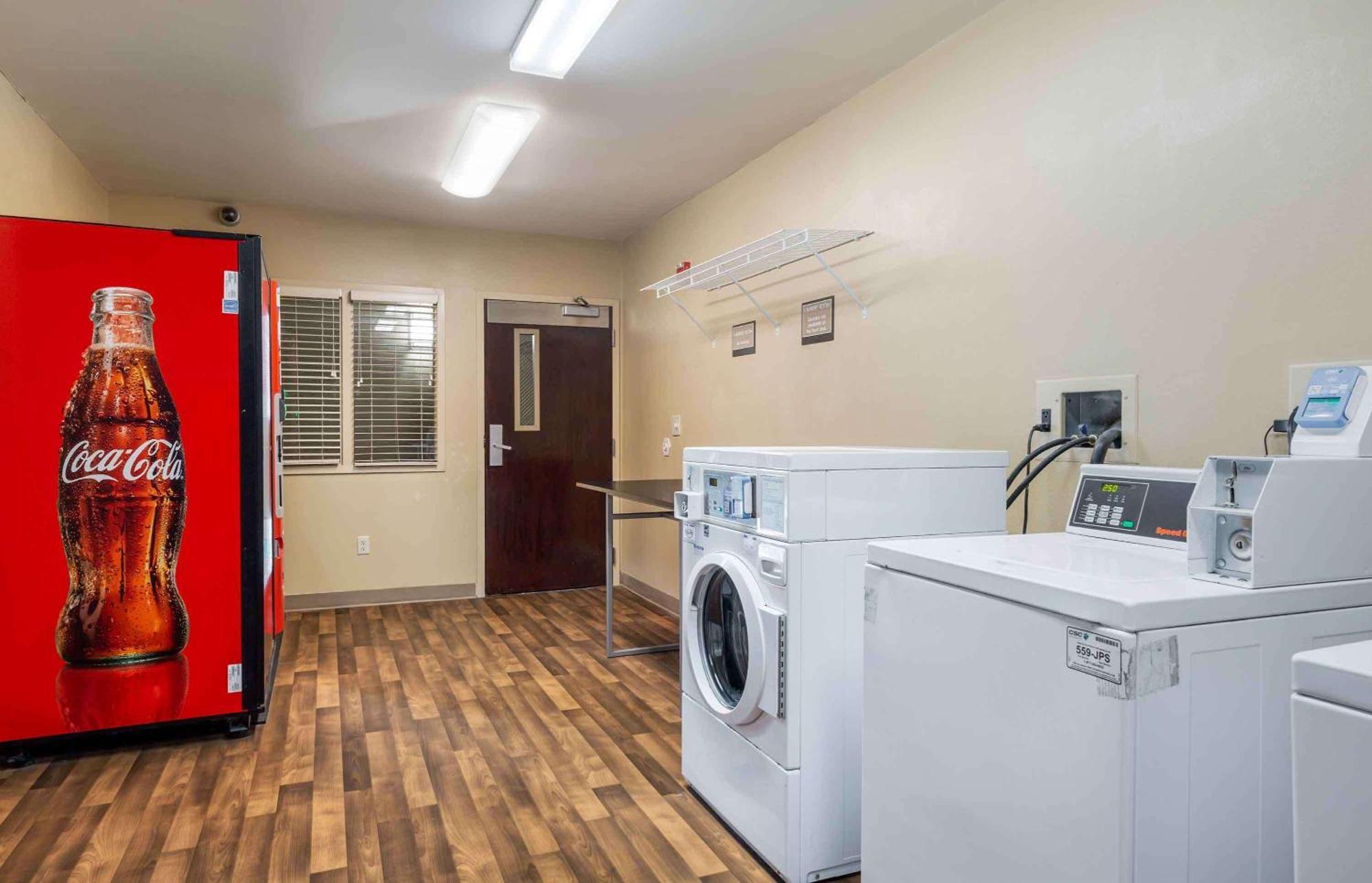 Extended Stay America - Providence - West Warwick Ngoại thất bức ảnh